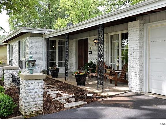 2nd image of 133 Meadowlark Dr