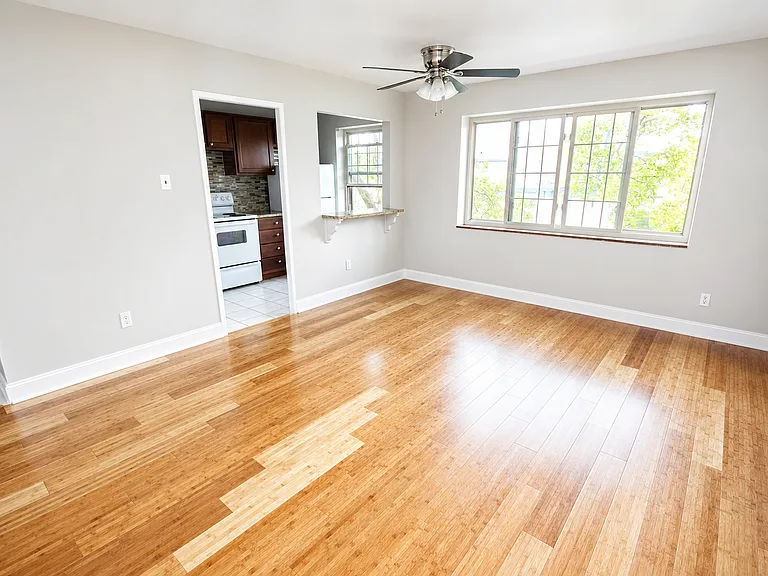 Living Room (Hardwood)