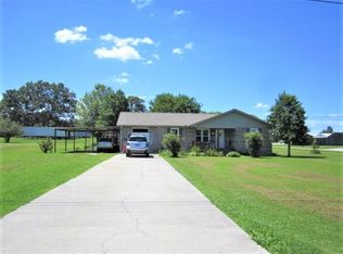 1777 Riddle Rd, Manchester, TN 37355
