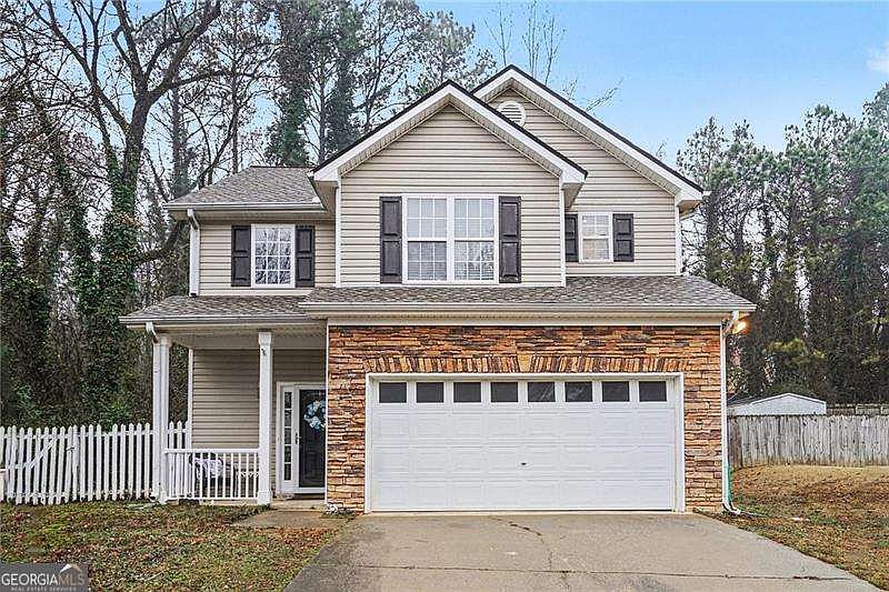1st image of 106 Lexington Parke Dr