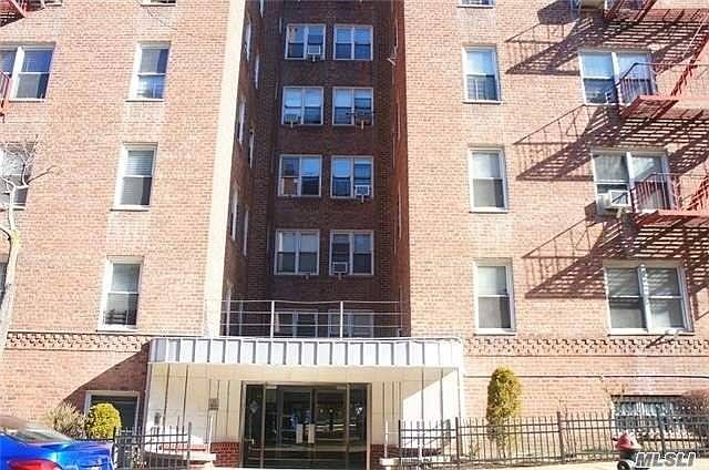 1st image of 64-41 Saunders St APT 406