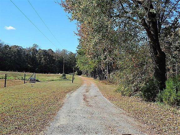 3rd image of 16412 Pinecote Lowmoor Ln