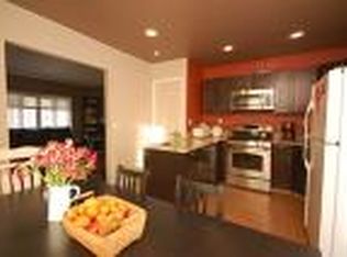 33 Maplewood Ln, Stockholm, NJ 07460