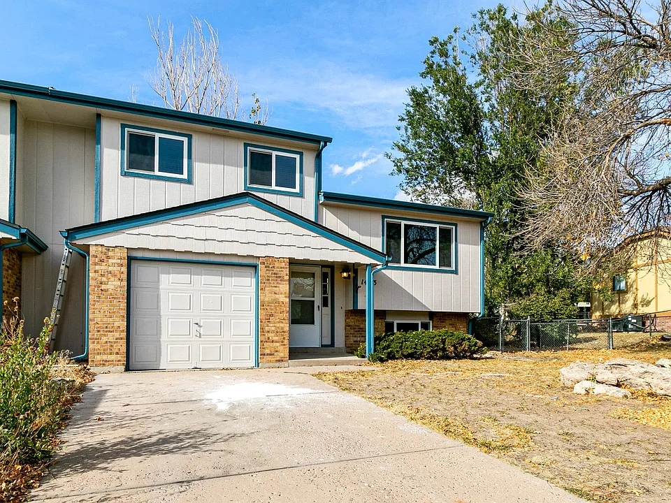 1405 S Sierra Dr