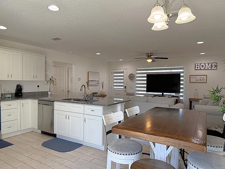 35 Laurel Crse — Photo 11