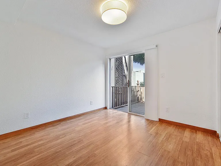 45 Fair Ave — Photo 13