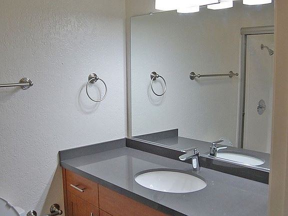 5th image of 4191 Cleveland Ave APT 11