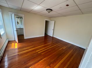38-40 Freebody St #303, Newport, RI 02840