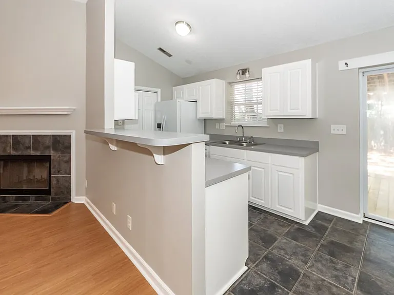 1441 Swamp Angel Ct — Photo 41