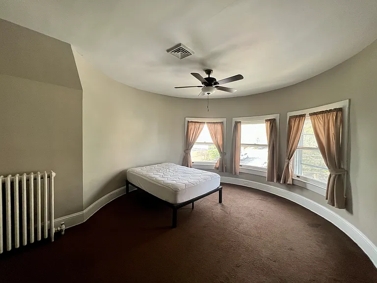 1202 Vine St #5 — Photo 7