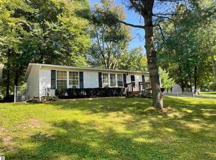 9251 East St, Lake, MI 48632