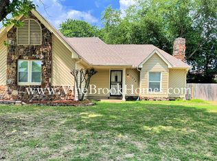 5974 Bishop Dale Dr, Memphis, TN 38141