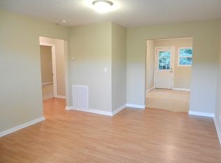 9821 Colony Park Ln #A, Soddy Daisy, TN 37379