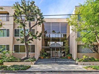 5411 Tyrone Ave APT 202, Sherman Oaks, CA, 91401