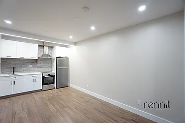 Rented by Rennit Inc.