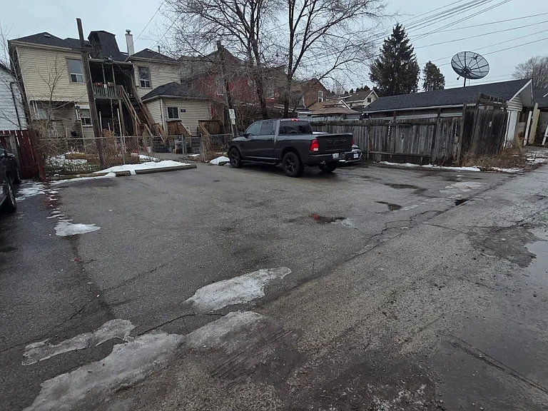 296 Emerald St N #1 — Photo 13
