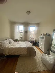 Rented by R New York