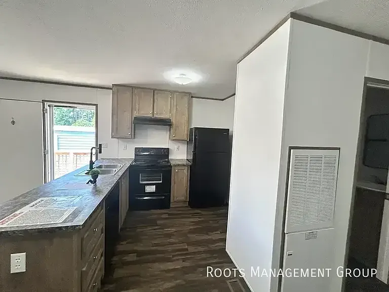 6347 Tara Blvd #14 — Photo 6