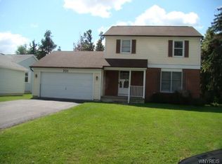 701 Robin Rd, Buffalo, NY 14228