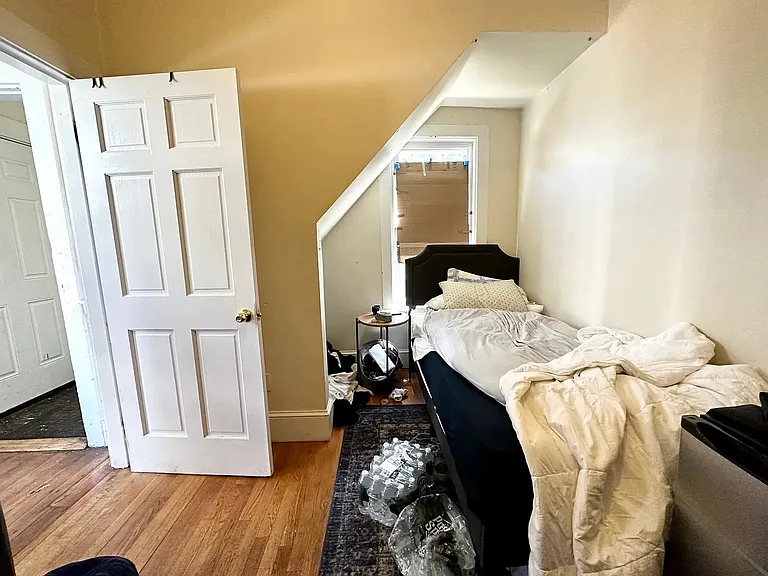15 Highgate St #22 — Photo 9