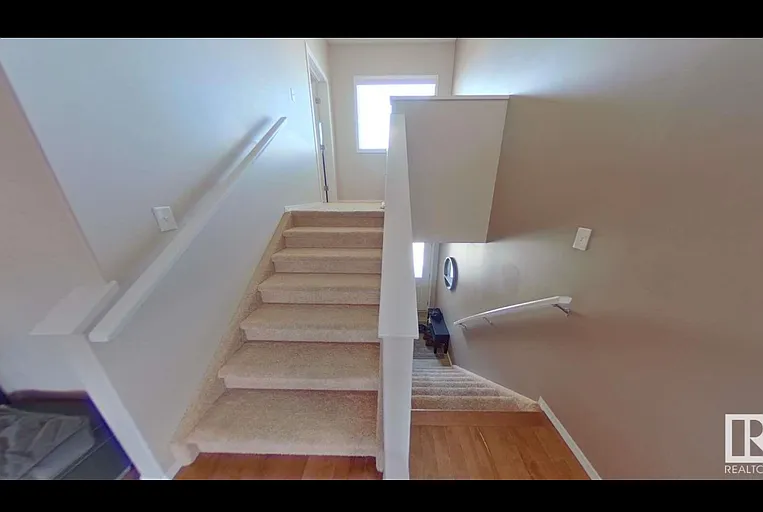205 26th St #205 — Photo 2