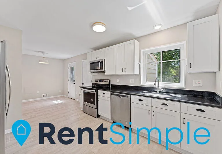 1403 Mary St — Photo 11