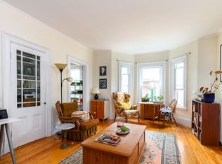 40 Russell St #3, Cambridge, MA 02140