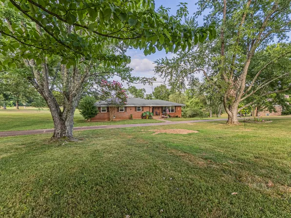 2466 Union Hill Rd, Goodlettsville, TN 37072
