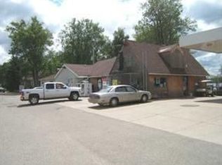 5748 Round Lake Rd, Laingsburg, MI 48848