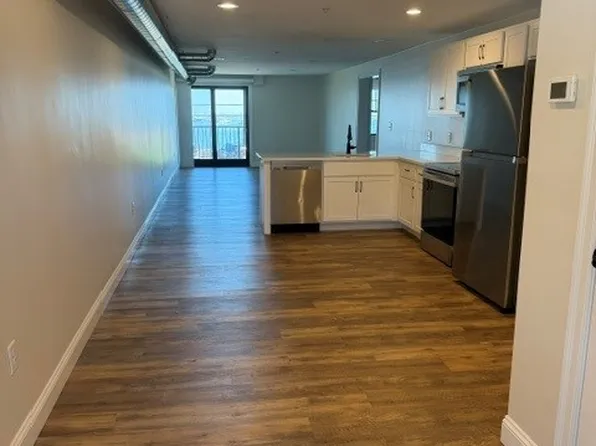 98 Water St, Plymouth, MA