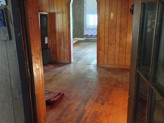 3rd image of 329 N Liberty St