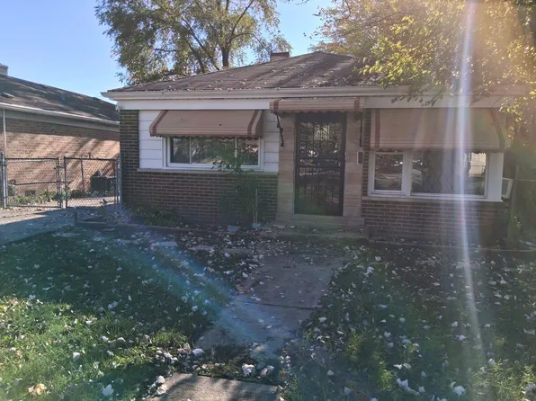 310 W 150th St, Harvey, IL 60426