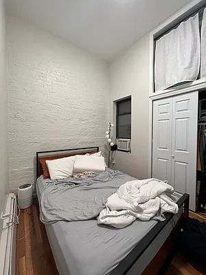 Rented by Standard Living Realty Inc | media 18