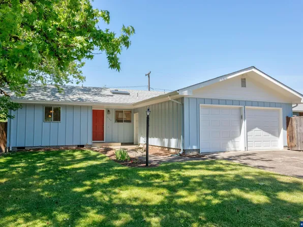 2730 NW Stewart St, Corvallis, OR 97330