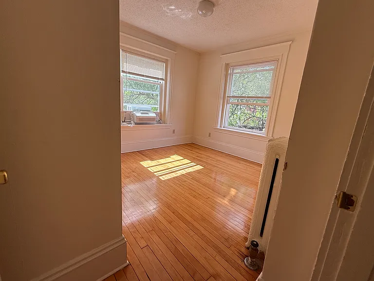 101 Medway St #10 — Photo 9