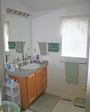 Master Bath with Walk-in