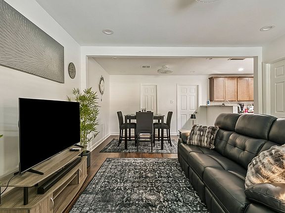 5th image of 5400 Lacour Monique St Rear B