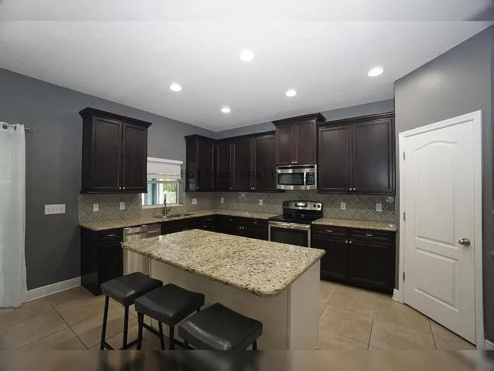 7303 S Shamrock Rd — Photo 11