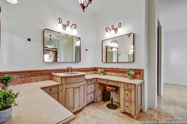 202 Waterstone Pkwy — Photo 26