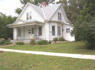 210 Dogwood St, Bennet, NE 68317