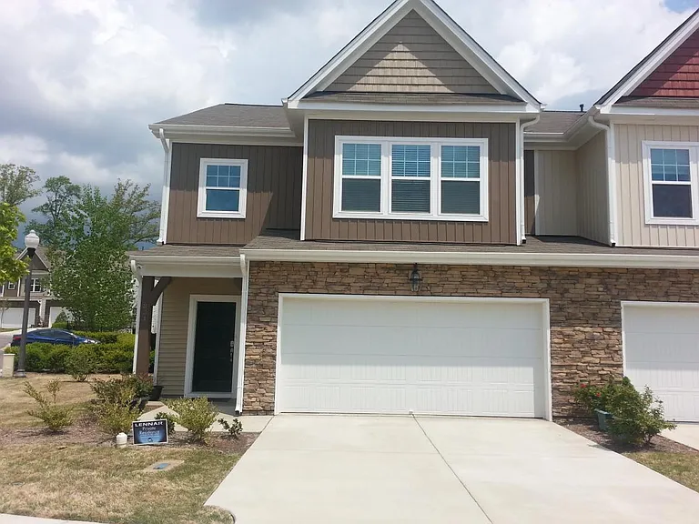831 Davidson Point Rd — Photo 1