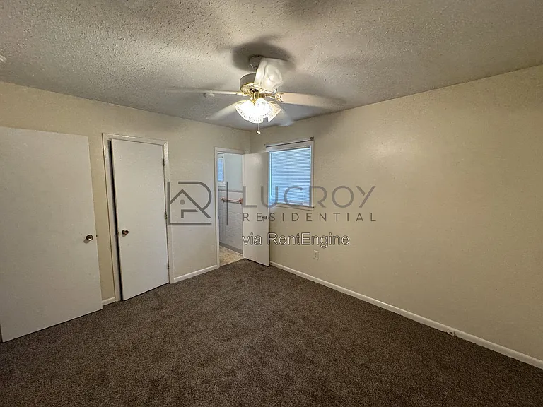 3203 Harle St — Photo 9