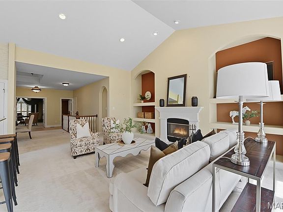 5th image of 153 Kendall Bluff Ct