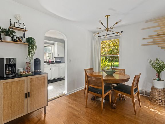 2nd image of 402 Marcelletti Ave