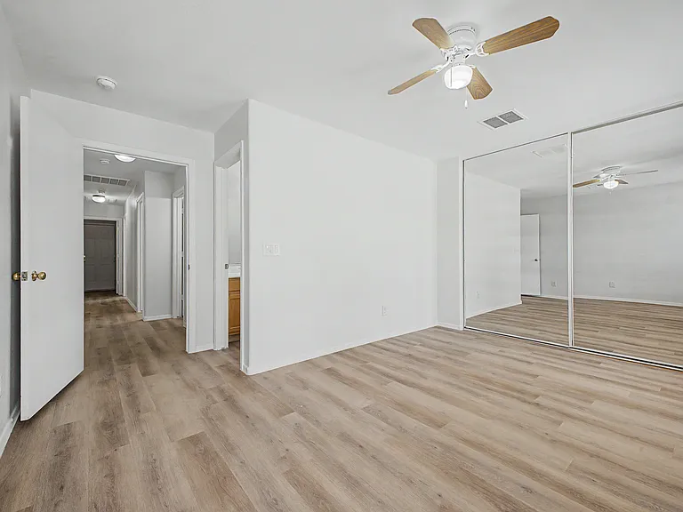 22820 W Papago St — Photo 14