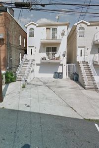 208 68th St #1, Guttenberg, NJ, 07093