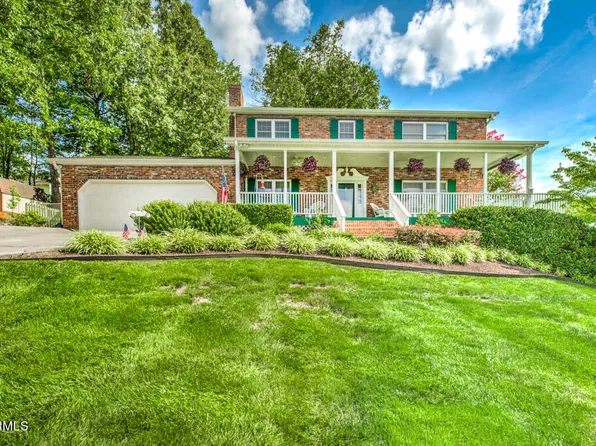 235 Briarcliff Ave, Oak Ridge, TN 37830