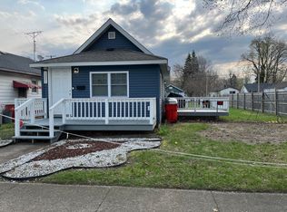1221 Pearl St, Benton Harbor, MI