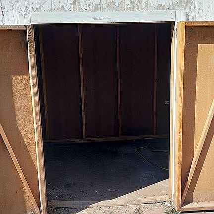 3rd image of 21325 Chalet Dr