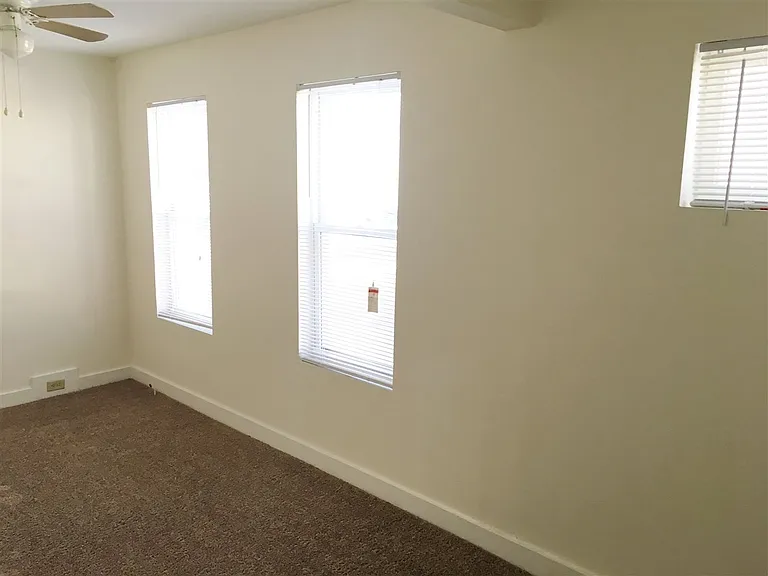 82 3rd St #1 — Photo 33